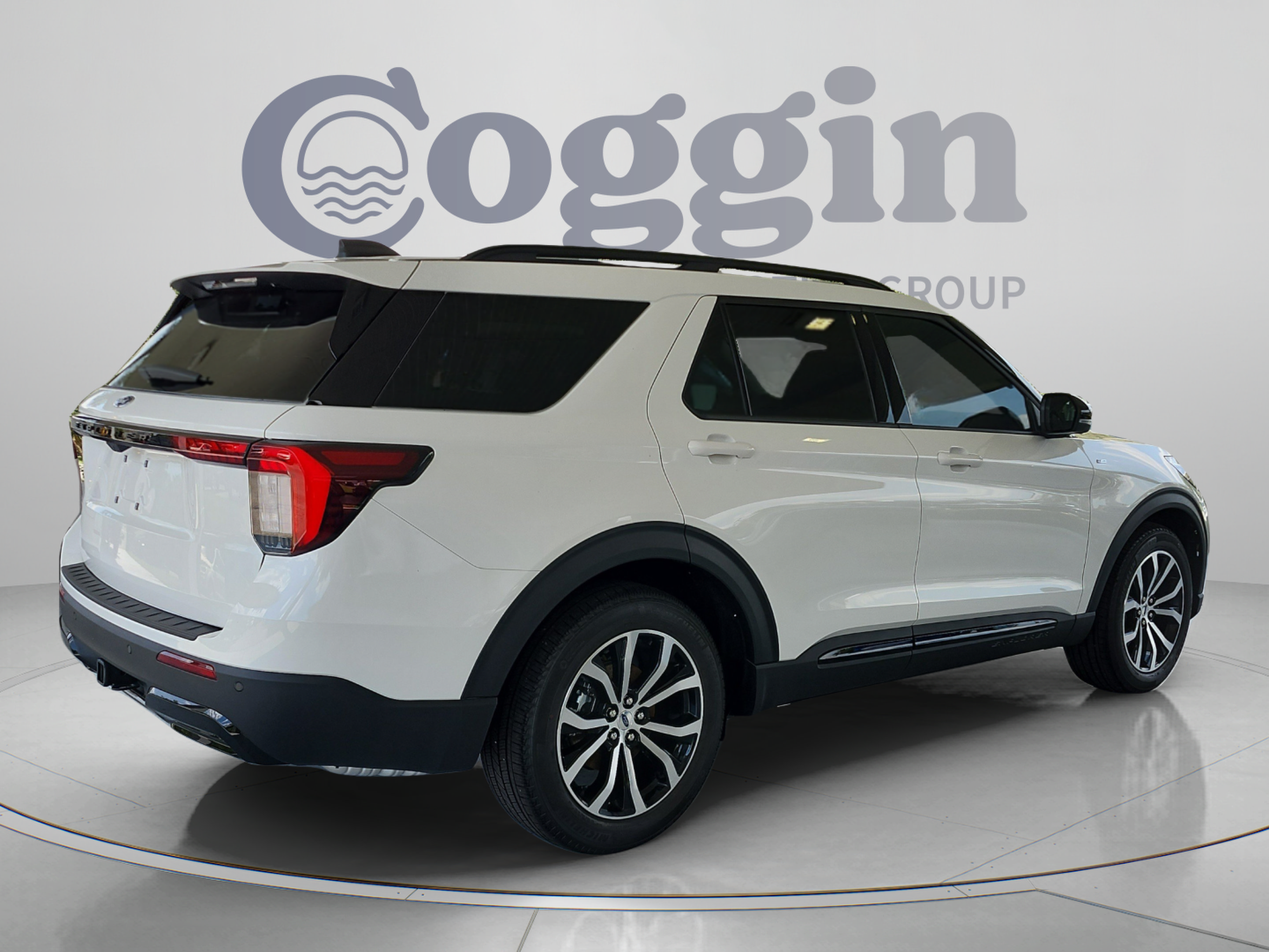 New 2026 Ford Explorer ST-Line w/ Premium Package RWD image 5