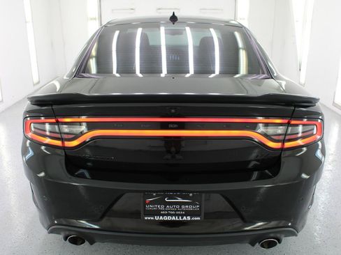 Used 2023 Dodge Charger R/T w/ Blacktop Package RWD image 8