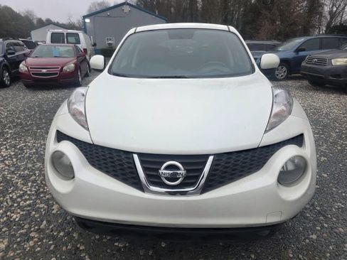 Used 2014 Nissan Juke SL image 2