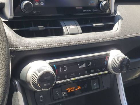 Used 2019 Toyota RAV4 XLE w/ Convenience Package AWD/4WD image 19