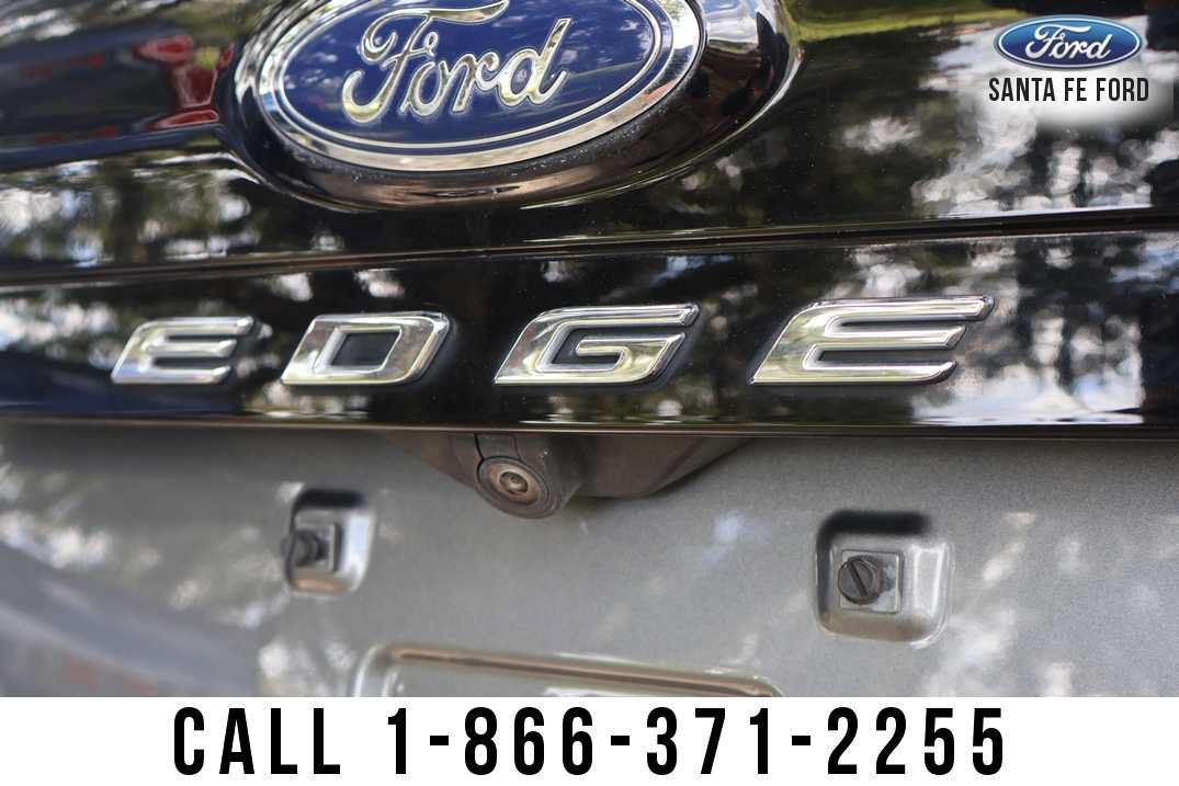 Used 2024 Ford Edge SEL AWD/4WD image 7