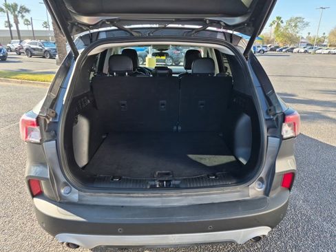 Used 2022 Ford Escape SEL image 15
