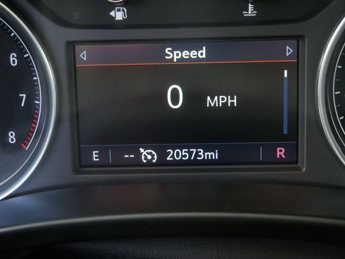 Used 2024 Buick Enclave Essence w/ Experience Buick Package AWD/4WD image 30