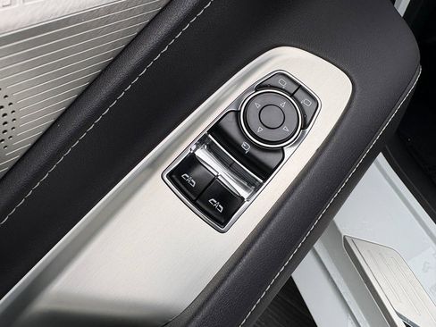 Used 2020 Chevrolet Corvette Stingray Preferred Cpe w/ 2LT Preferred Equipment Group image 28