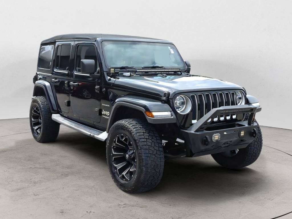 Used 2018 Jeep Wrangler Unlimited Sahara AWD/4WD image 13