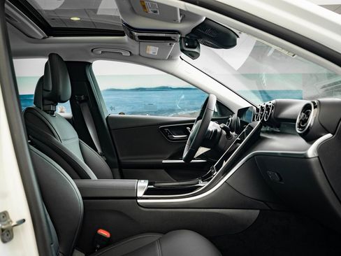 Used 2025 Mercedes-Benz C 300 C 300 image 22