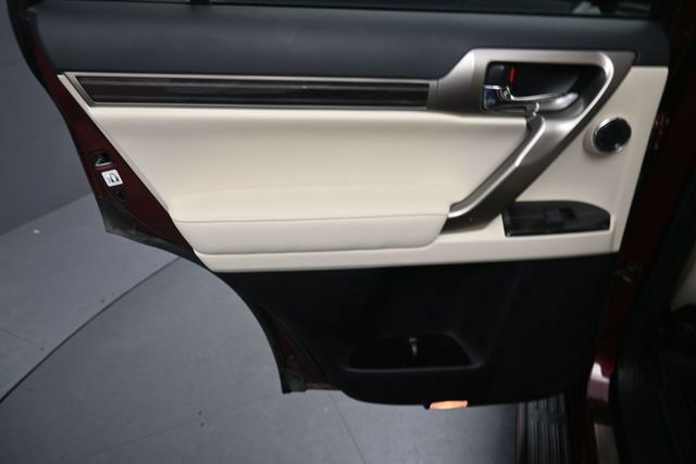 Used 2020 Lexus GX 460 Luxury w/ Luxury Sport Package AWD/4WD image 26