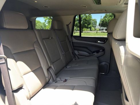 Used 2019 Chevrolet Tahoe LT AWD/4WD image 32