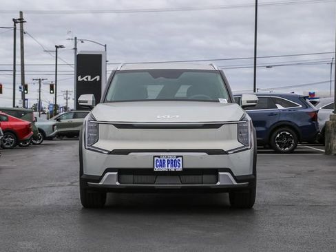 New 2026 Kia EV9 Wind image 3