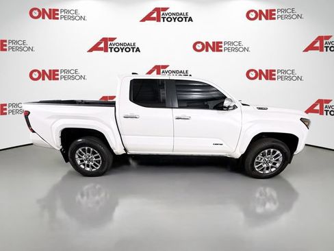 Certified 2024 Toyota Tacoma Limited AWD/4WD image 9
