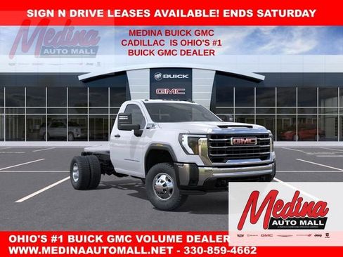 New 2026 GMC Sierra 3500 Pro w/ Convenience Package AWD/4WD image 1