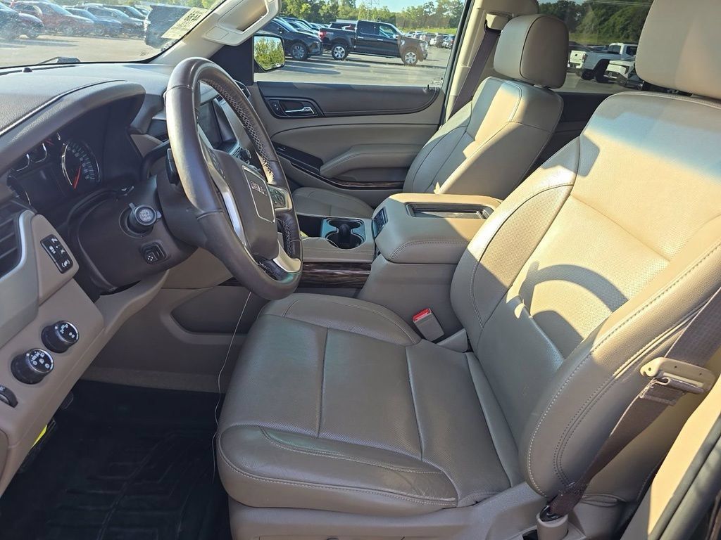 Used 2018 GMC Yukon SLT w/ Premium Edition AWD/4WD image 25