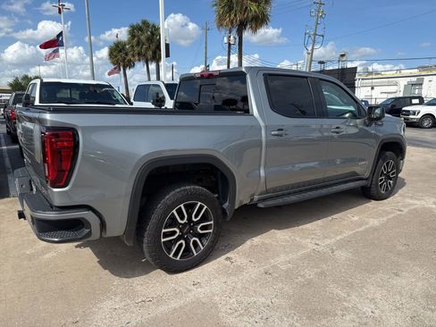 Used 2025 GMC Sierra 1500 AT4 w/ AT4 Premium Package image 3
