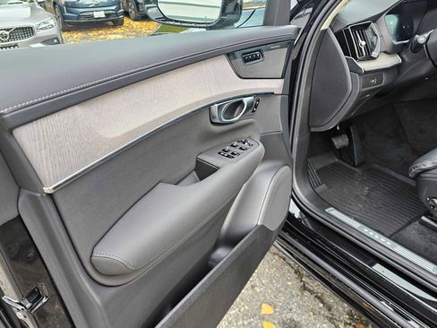 New 2026 Volvo XC90 B6 Ultra w/ Protection Package AWD/4WD image 18
