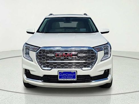 Used 2023 GMC Terrain Denali w/ Denali Premium Package AWD/4WD image 2