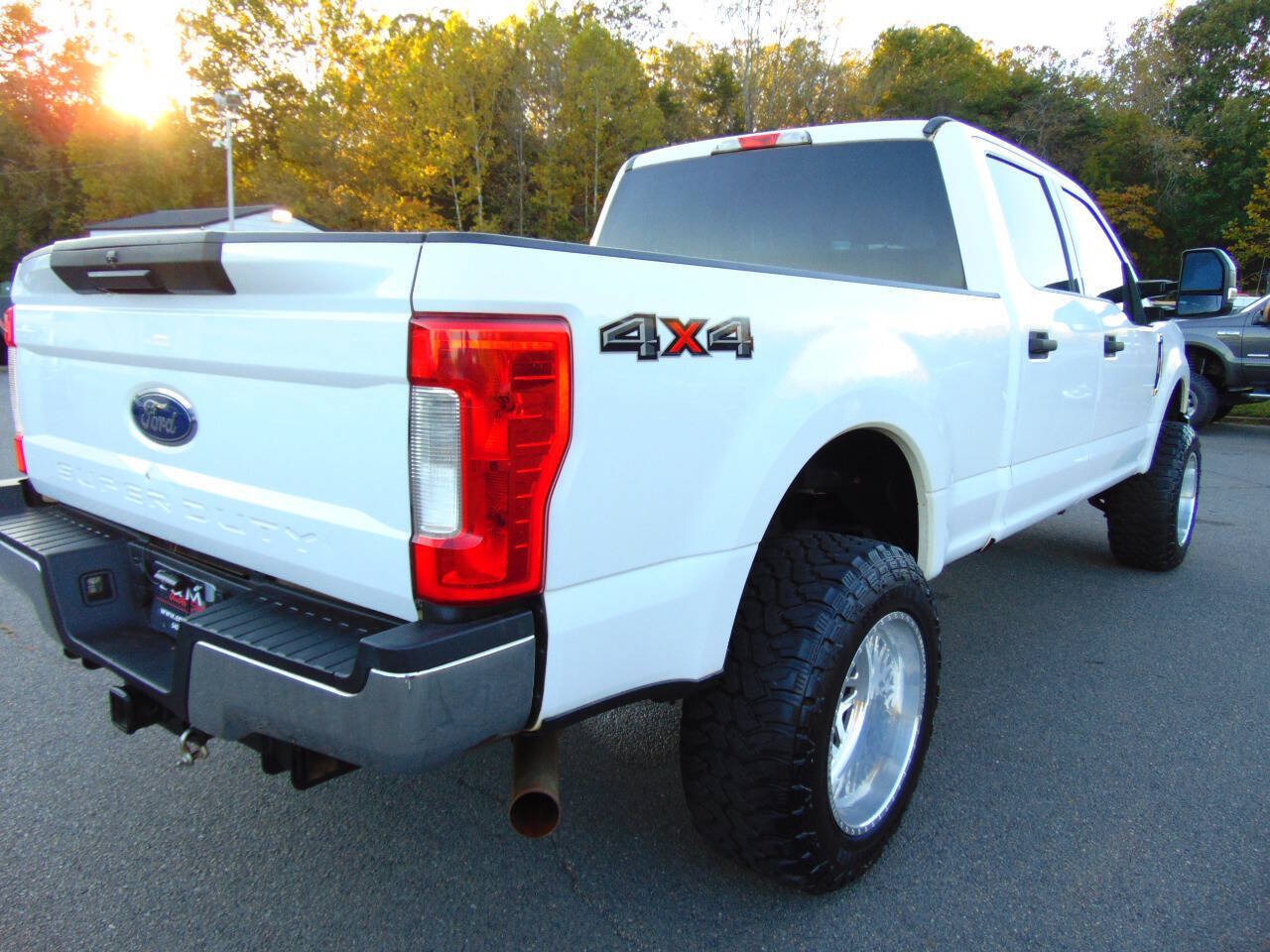Used 2017 Ford F250 XLT AWD/4WD image 42