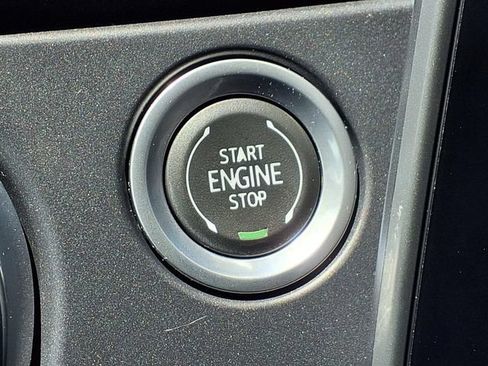 Used 2024 Chevrolet Blazer LT w/ Convenience Package FWD image 11