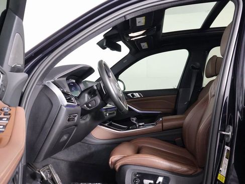 Used 2020 BMW X5 M50i AWD/4WD image 12
