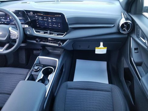 New 2026 Chevrolet Equinox LT image 22