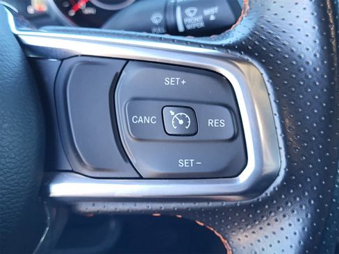 Used 2022 Jeep Gladiator Mojave image 18