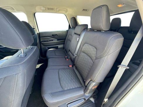 Used 2023 Nissan Pathfinder SV AWD/4WD image 24
