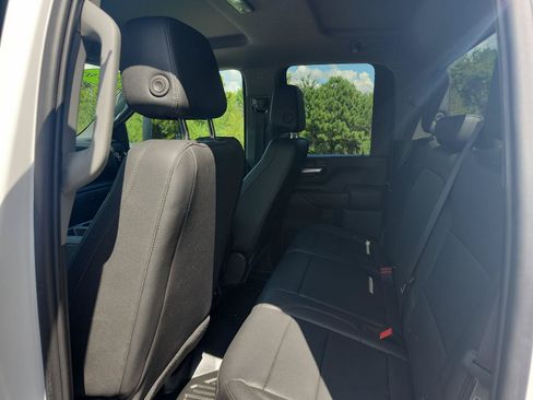 Used 2024 GMC Sierra 2500 Pro AWD/4WD image 10