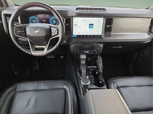 Used 2025 Ford Bronco Badlands AWD/4WD image 11