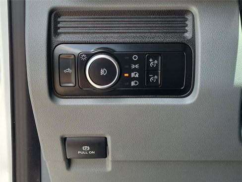 Used 2024 Ford F250 XL w/ XL Driver Assist Package AWD/4WD image 22