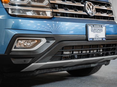 Used 2019 Volkswagen Atlas SEL Premium image 17