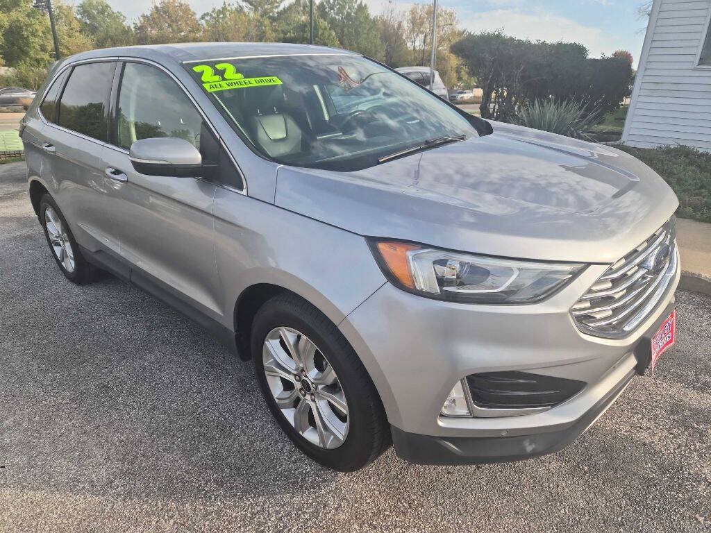 Used 2022 Ford Edge Titanium AWD/4WD image 1
