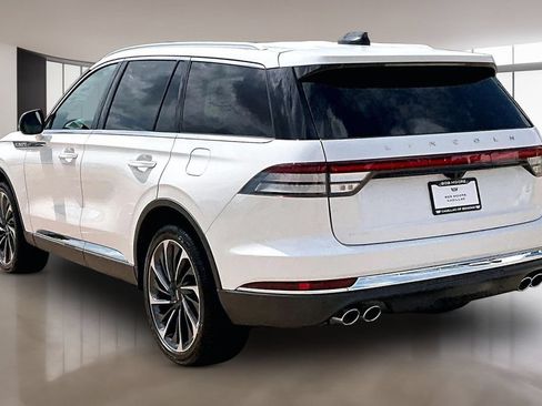 Used 2025 Lincoln Aviator Reserve w/ Equipment Group 201A AWD/4WD image 12
