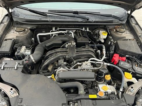 Used 2021 Subaru Outback Premium image 11