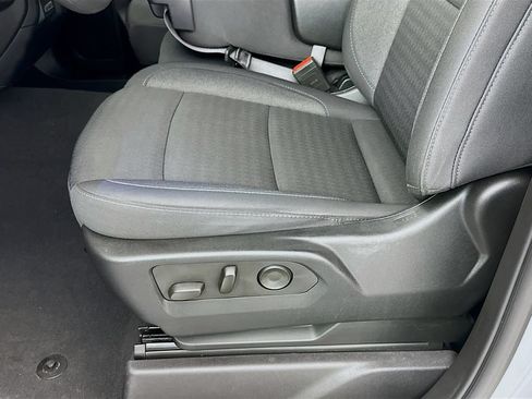 Used 2024 Chevrolet Silverado 2500 Custom w/ Custom Value Package AWD/4WD image 19