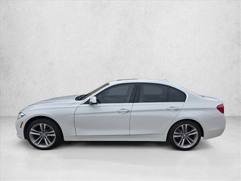 Used 2018 BMW 330i Sedan w/ Premium Package RWD image 8