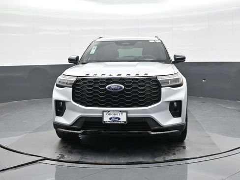New 2026 Ford Explorer ST-Line w/ ST-Line Street Pack RWD image 17