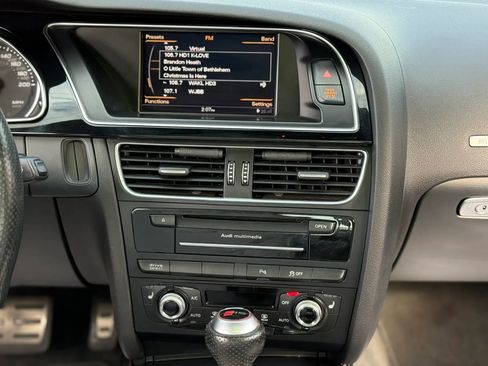 Used 2015 Audi RS 5 Coupe 2D w/ Black Optic Plus Package image 20