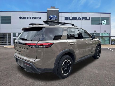 Used 2024 Nissan Pathfinder Rock Creek AWD/4WD image 3