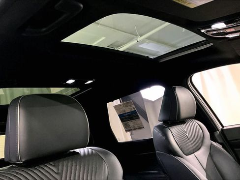 Used 2023 Hyundai Palisade Calligraphy image 13