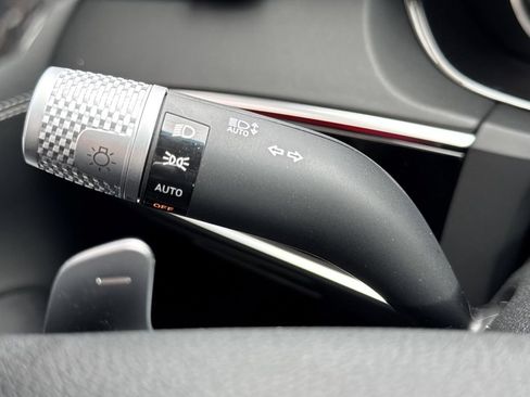 Used 2025 Genesis GV70 2.5T w/ Advanced Package AWD/4WD image 16