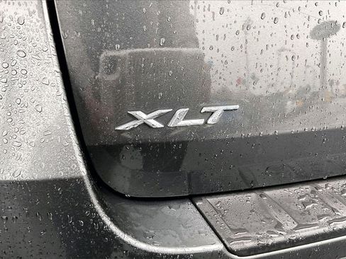 Certified 2020 Ford Explorer XLT image 30