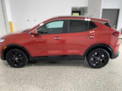 Used 2024 Buick Encore GX Sport Touring image 21