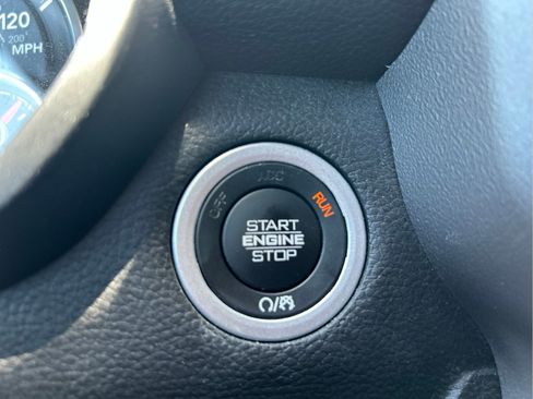 Certified 2023 RAM 1500 Big Horn AWD/4WD image 35