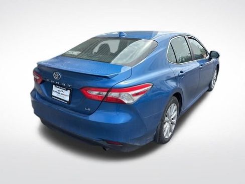 Used 2019 Toyota Camry LE image 8