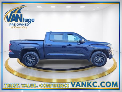 Used 2023 Toyota Tundra Platinum image 5