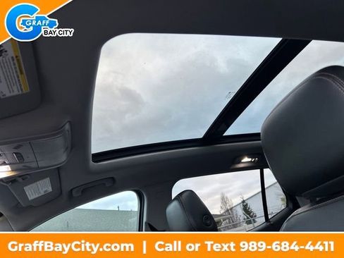 Used 2018 GMC Terrain SLT w/ Preferred Package image 21