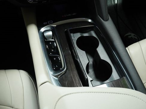 Used 2022 Buick Enclave Premium w/ Surround and Sites Package image 22