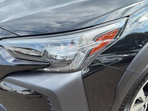 Certified 2025 Subaru Outback Premium AWD/4WD image 9