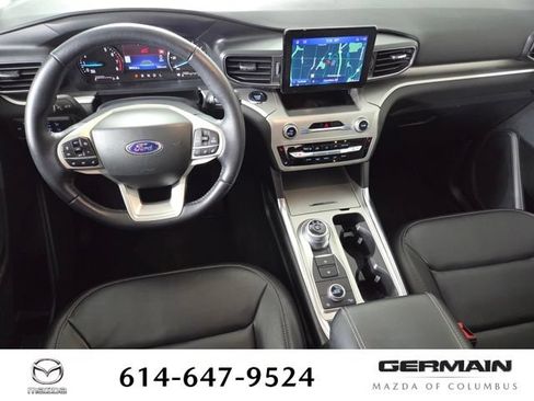 Used 2022 Ford Explorer XLT w/ Equipment Group 202A AWD/4WD image 18