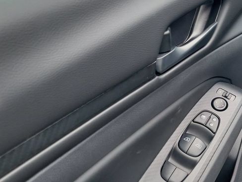 New 2026 Nissan Altima 2.5 SV w/ SV Premium Package FWD image 13