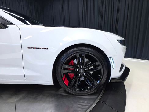 Used 2023 Chevrolet Camaro SS w/ Redline Edition RWD image 5
